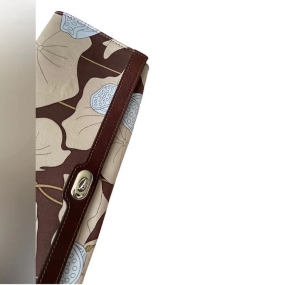 Agnes and Hoss Lotus Silk & Leather Envelope Clutch Handbag - Picture 6 of 12